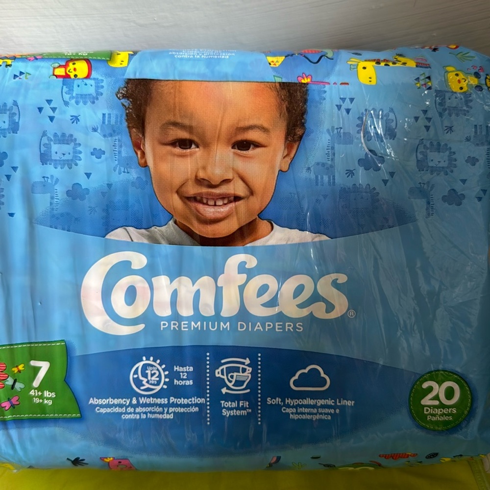 Comfees Premium Diapers size 7